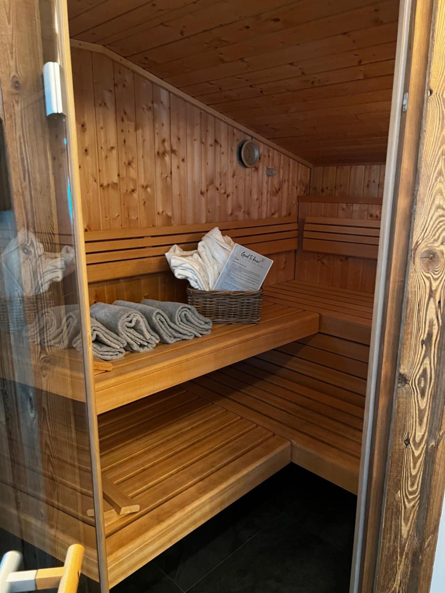 Lakeside Penthouse 16 젤암제 외부 사진
